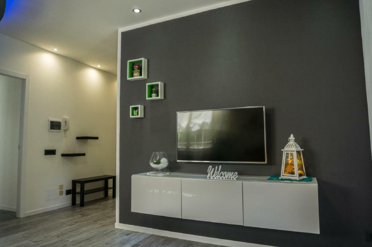 Appartamento Oasi Felice Como Luaran gambar